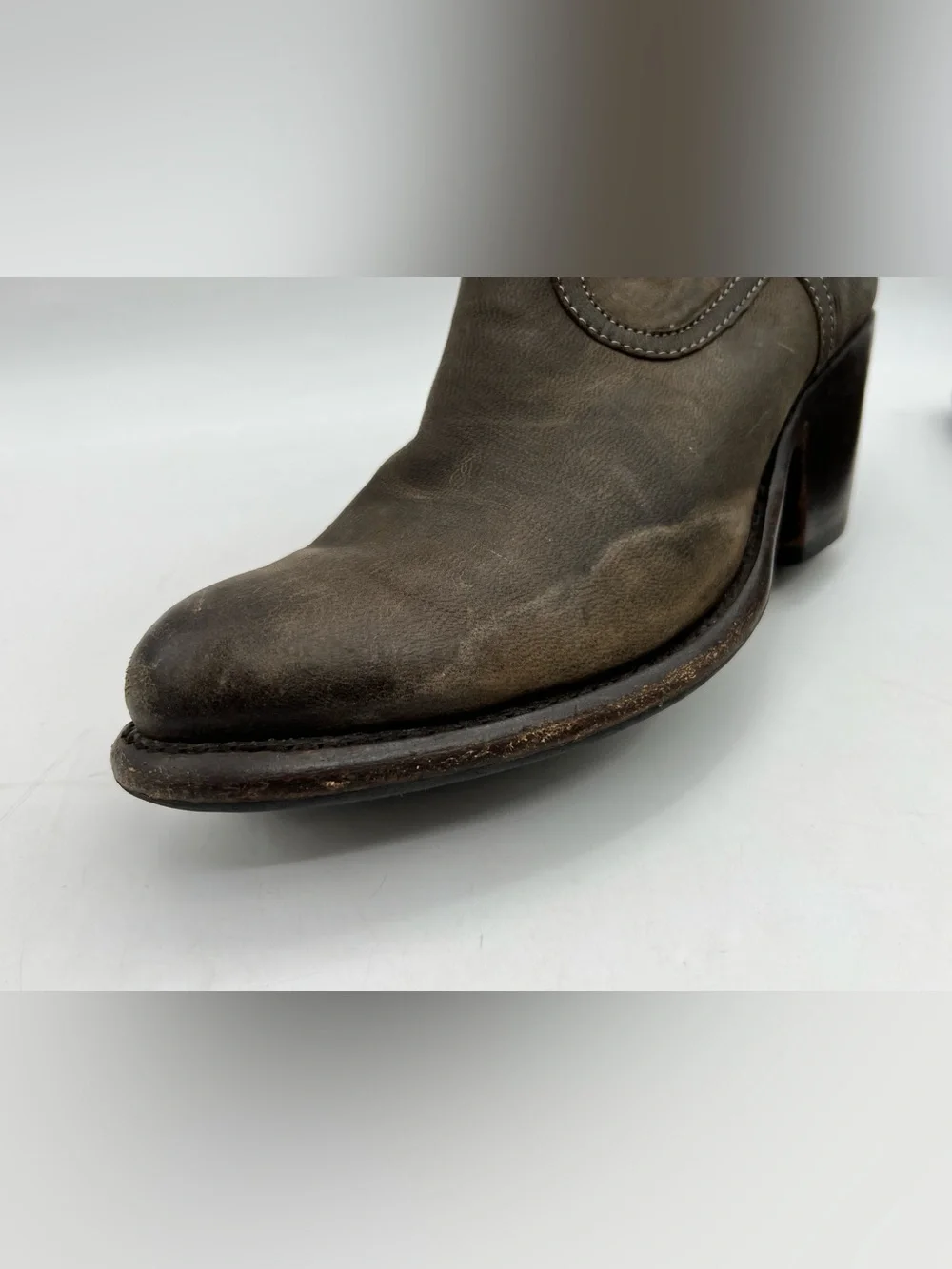 Frye Lillian Western Ankle Boots Size 9B Gray Brown Leather Western Booties